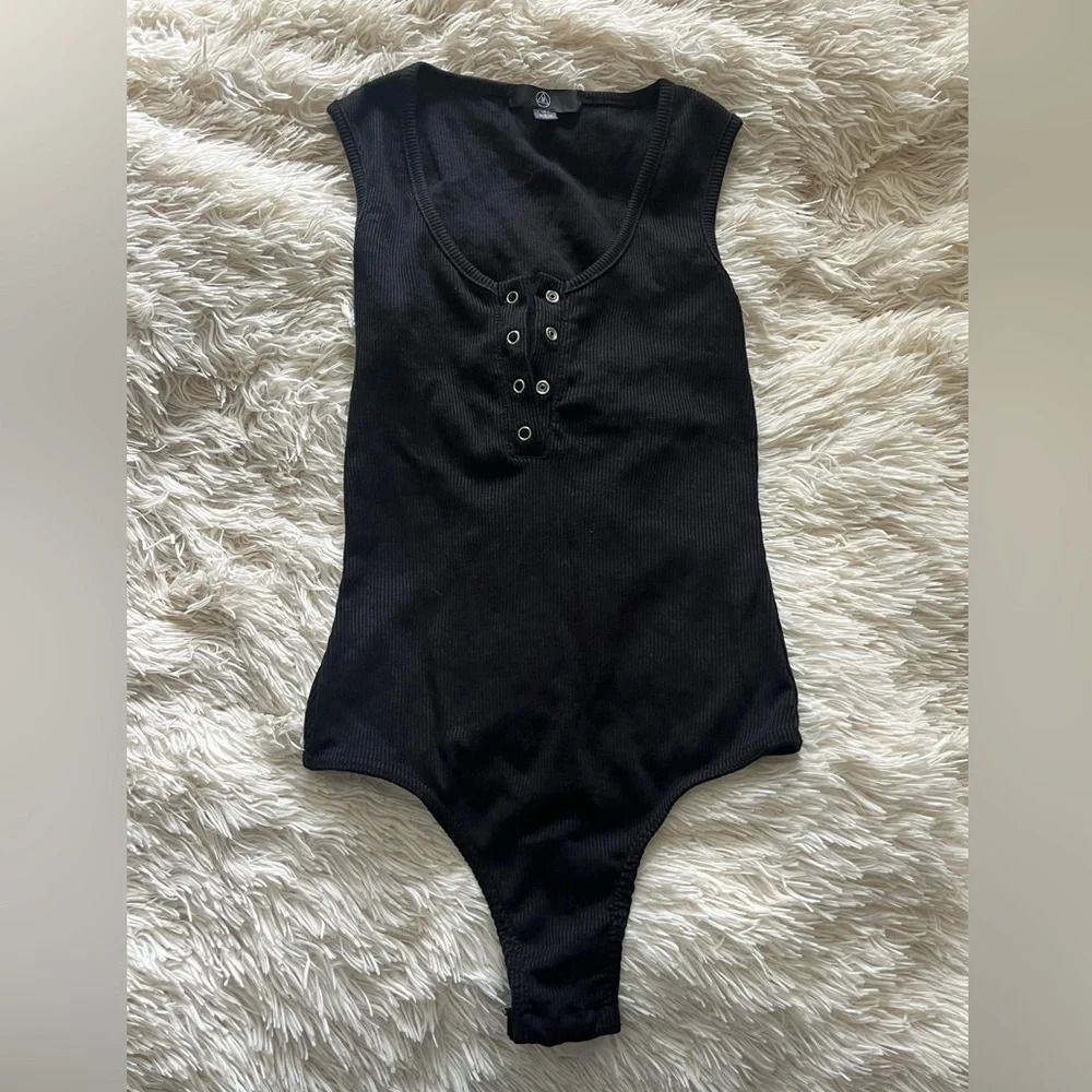 MISSGUIDED Black Ribbed Bodysuit